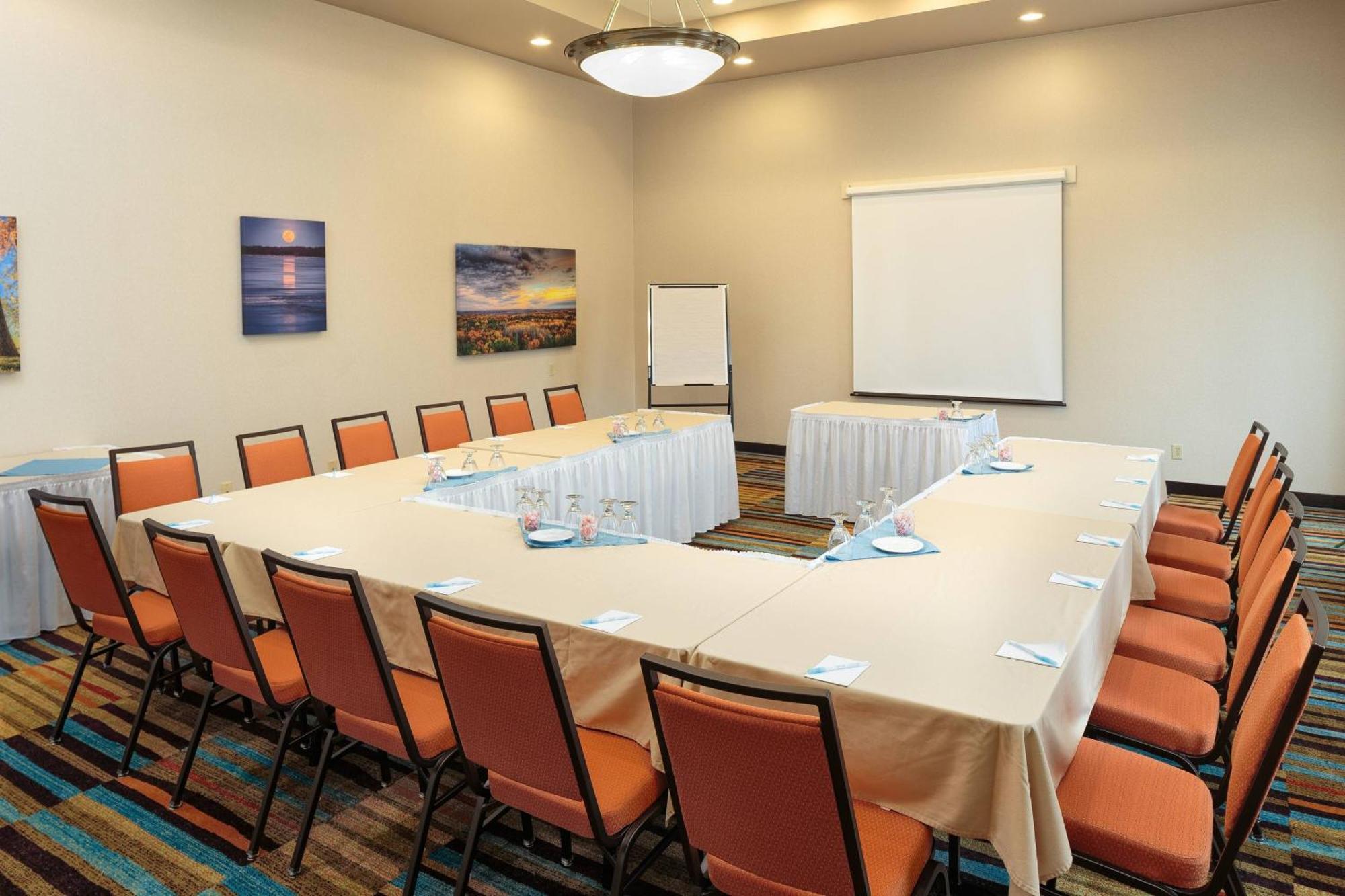 Fairfield Inn & Suites By Marriott Belleville Buitenkant foto