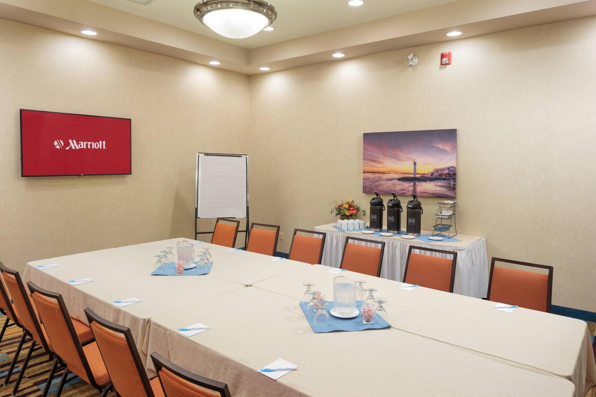 Fairfield Inn & Suites By Marriott Belleville Buitenkant foto