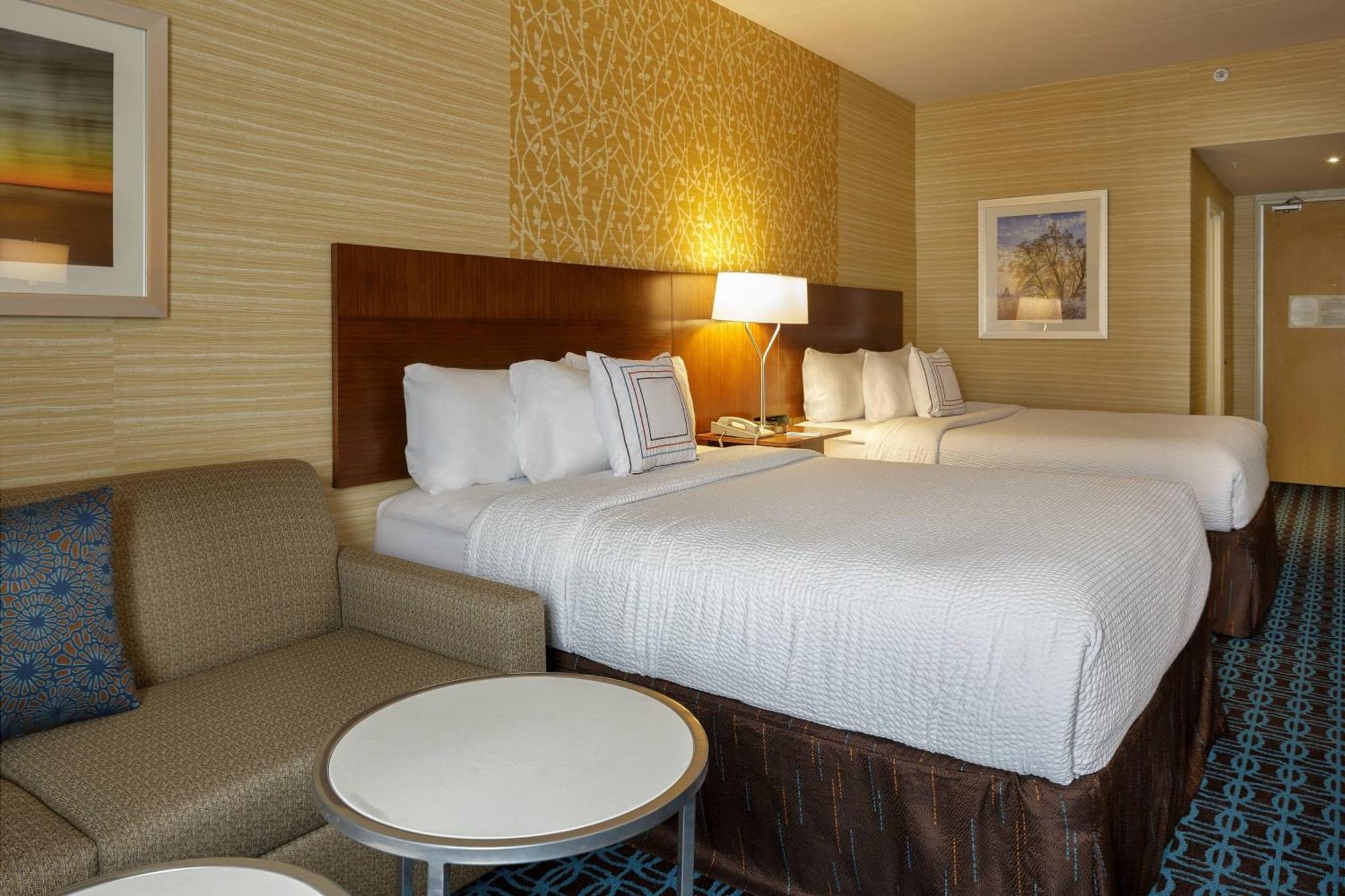 Fairfield Inn & Suites By Marriott Belleville Buitenkant foto